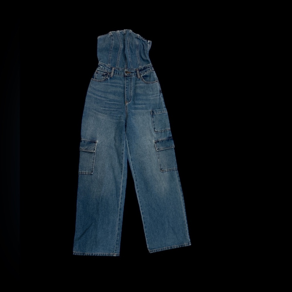 NWOT • Wild Fable Women Denim Strapless Cargo Wide Leg Jumpsuit • Size XS